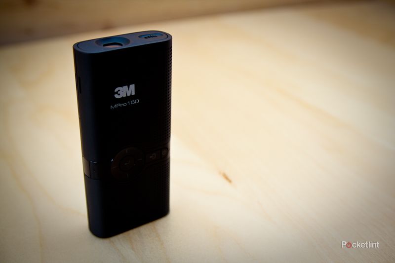 3M MPro150 Pocket Projector