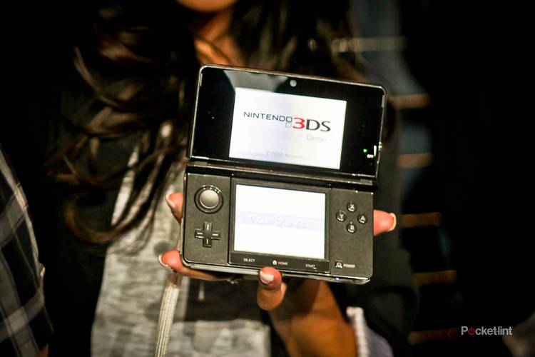 First Look: Nintendo 3DS