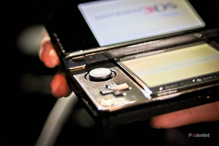 3ds Camera First Look: Nintendo 3DS