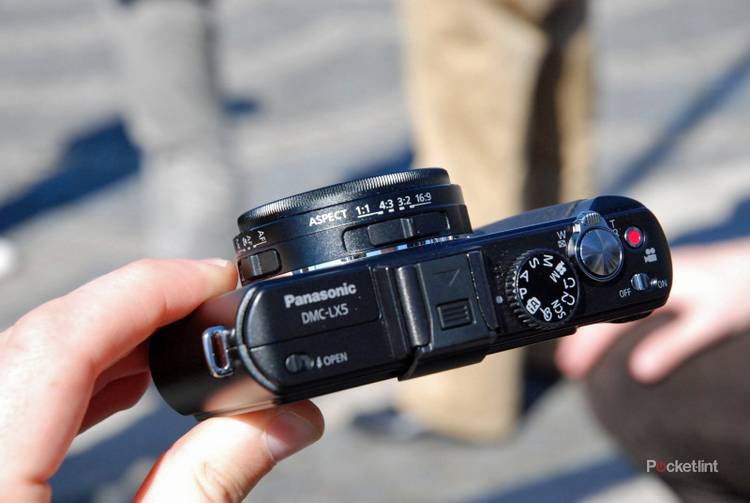 Panasonic Lumix DMC-LX5 ブラック Panasonic Lumix DMC-LX5 Digital Camera, Black {10.1MP}