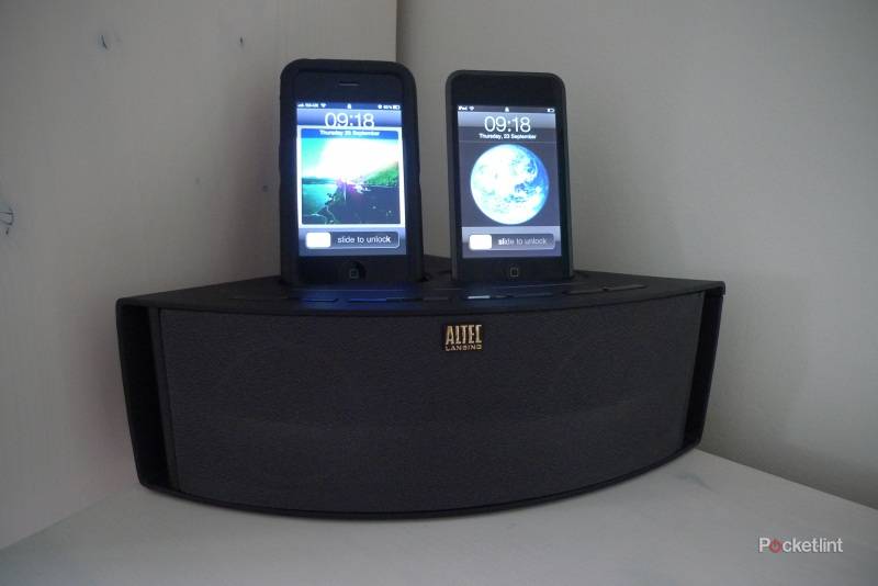 Altec Lansing Octiv 202 Dual Audio Dock