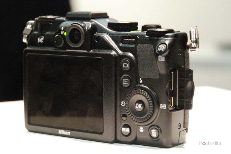 Nikon COOLPIX P7000 デジカメ Amazon.co.jp: Nikon デジタルカメラ COOLPIX P7000 ブラック
