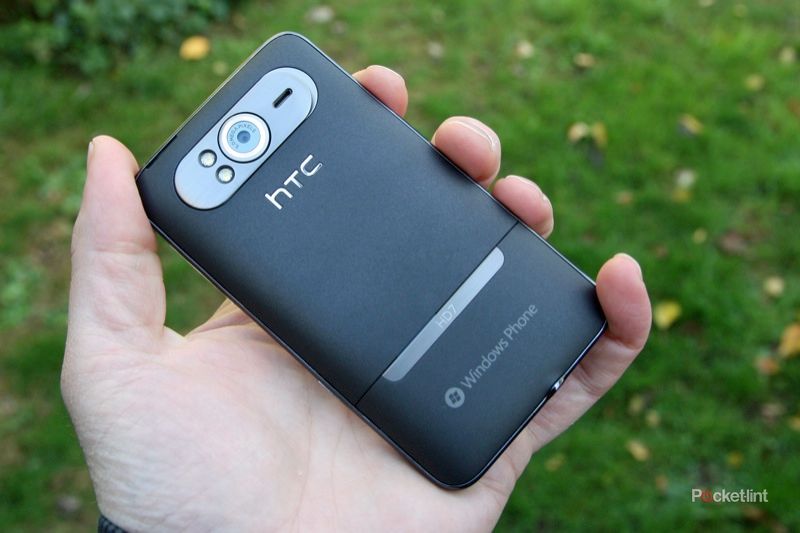 72089-phones-review-htc-hd7-