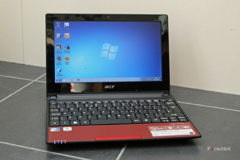 Windowsノート本体 aspire one d255 Acer Aspire One D255 netbook is powered by a dual-core Atom N550