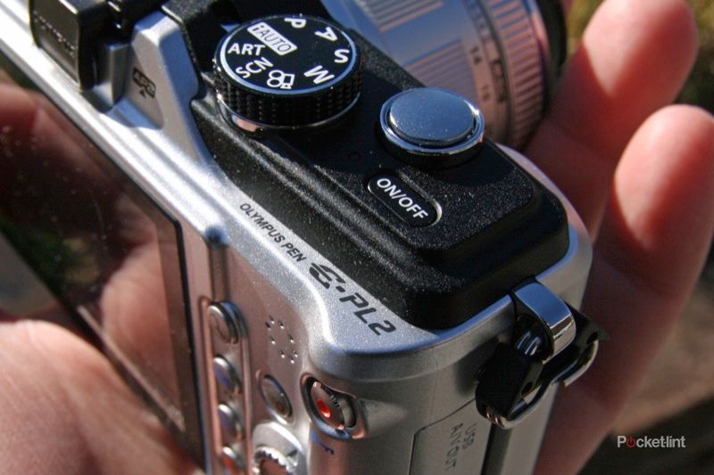 Olympus E-PL2 デジタルカメラ Olympus E-PL2: how many Megapixels?