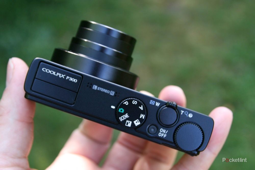 断捨離！【箱付き・付属品完品】Nikon COOLPIX P300 Amazon | NikonデジタルカメラCOOLPIX P300 ブラックP300 1220万