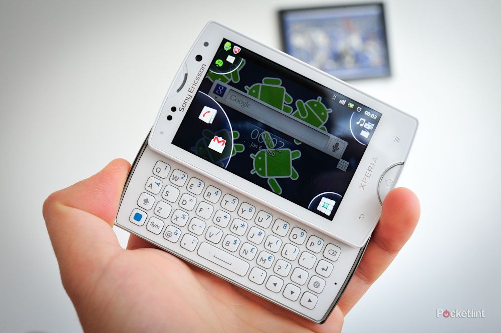72522-phones-review-sony-
