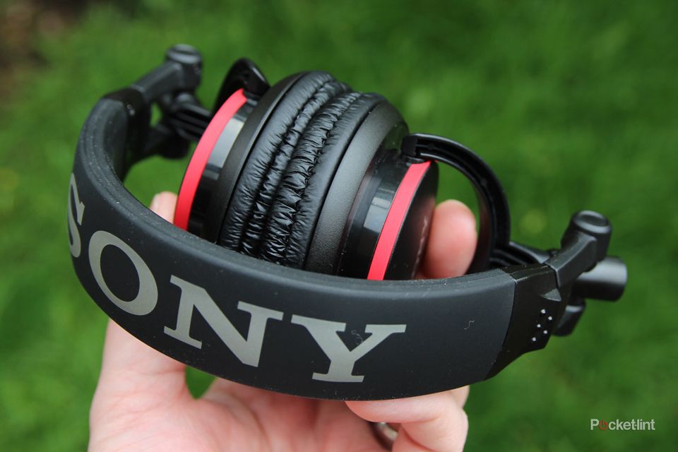 Sony MDR-V55 headphones