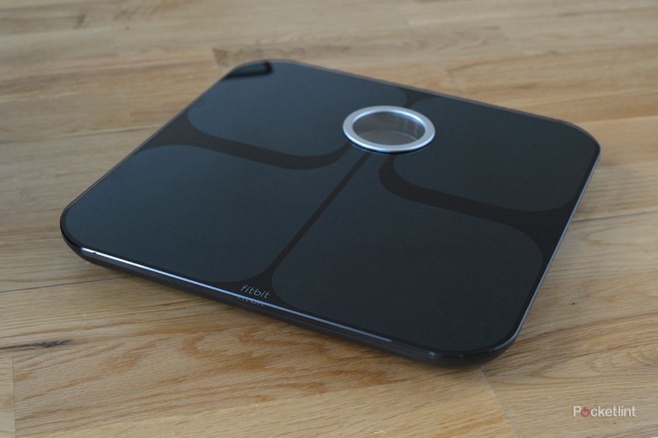 Fitbit(フィットビット) Aria Wi-Fi Smart Scale 多機能体重計 7128_fitbit-aria-wi-fi-smart-