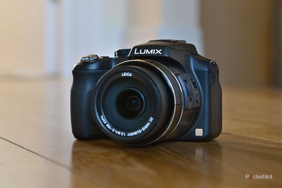 Panasonic Lumix FZ200