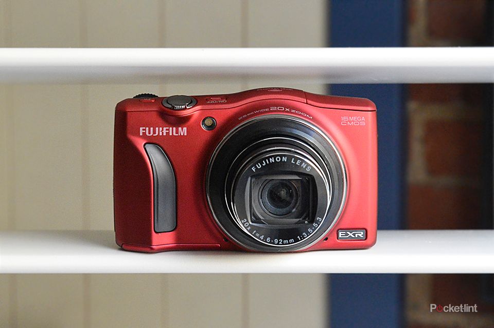Fujifilm FinePix F800EXR