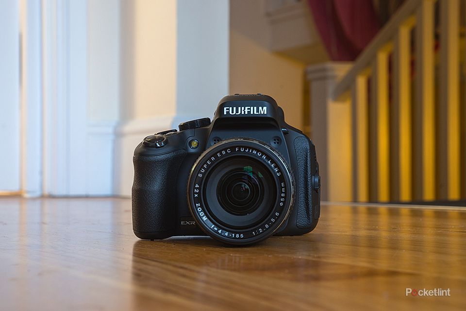 Fujifilm FinePix HS50EXR