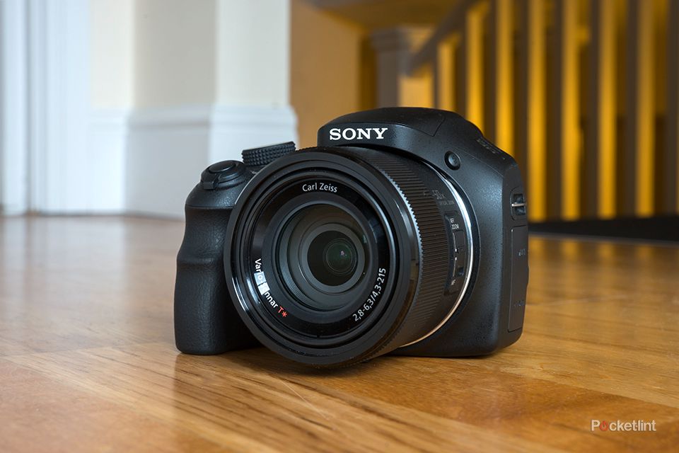 73168-cameras-review-sony-