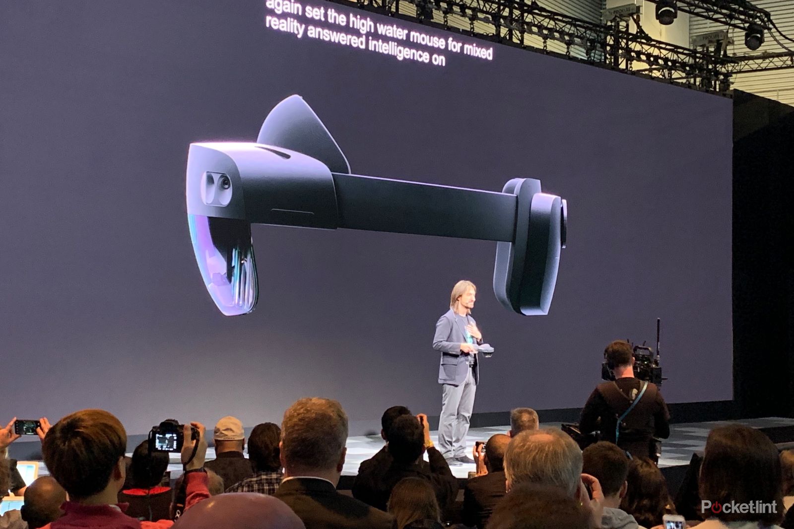 Microsoft HoloLens 2 available for pre-order, Azure Kinect too