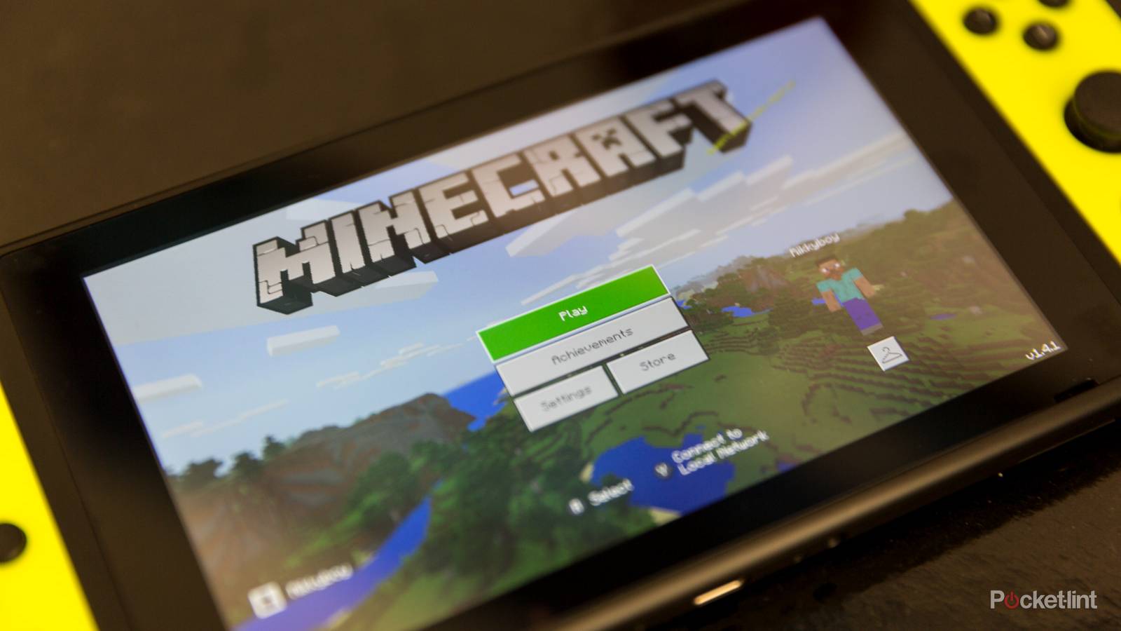 Switch Minecraft fans can now play with other console owners