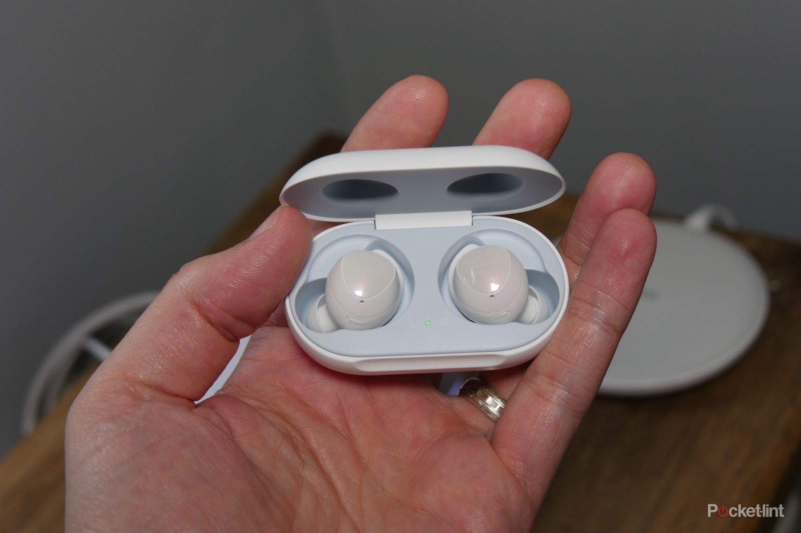 Samsung's new Galaxy Buds hit the FCC, likely coming soon
